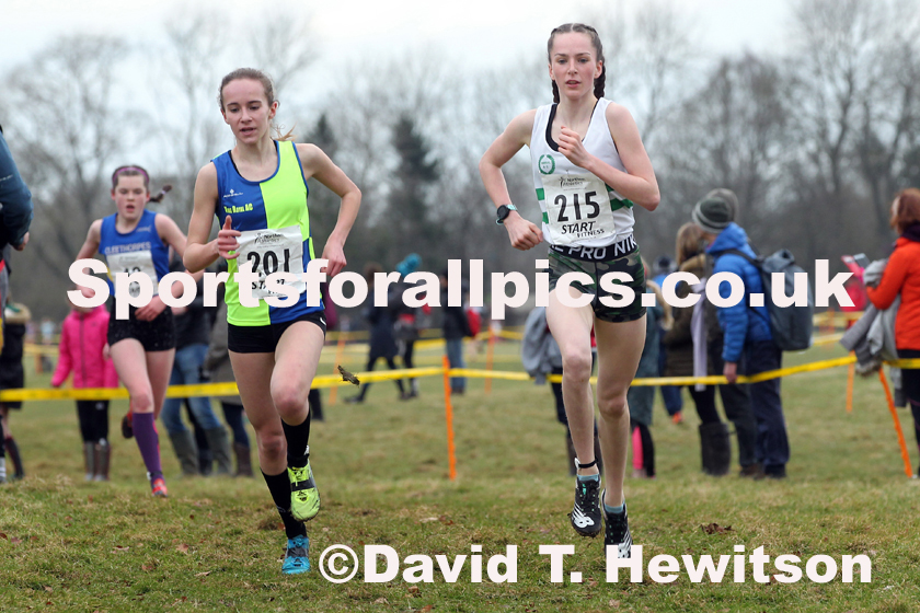 Girls under-15s Northern Cross Country Champs., Camp Hill Estate, Kirklington.  Photo: David T. Hewitson/Sports for All Pics